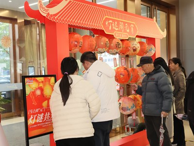我馆开展3月“阅路”汽车图书馆进基层活动